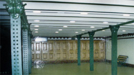 Oktogon Station